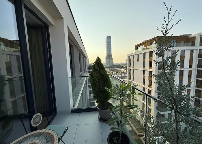 Belgradewaterfront - *